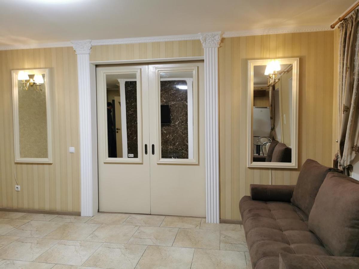 Chernigov City Centre Apartments Ngoại thất bức ảnh
