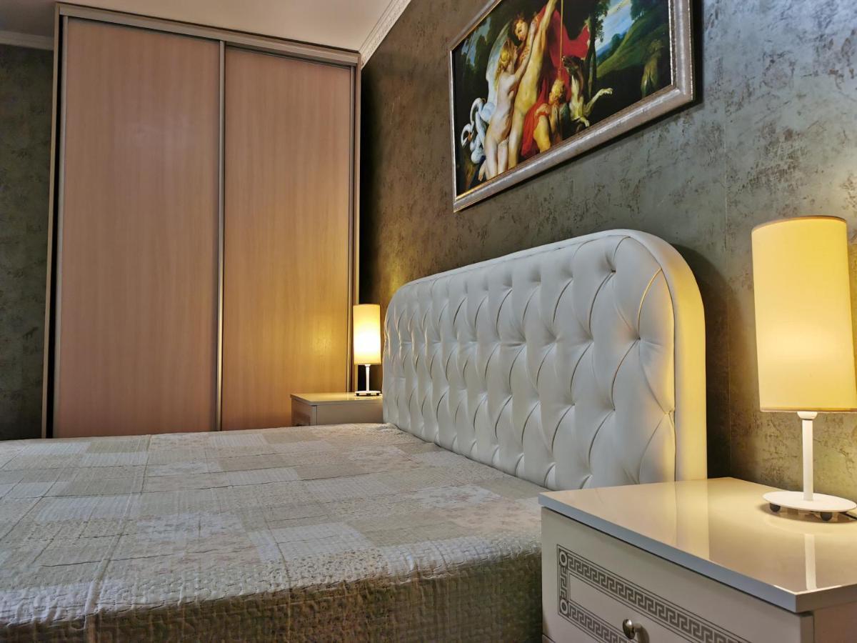 Chernigov City Centre Apartments Ngoại thất bức ảnh