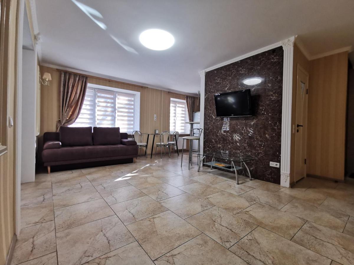 Chernigov City Centre Apartments Ngoại thất bức ảnh